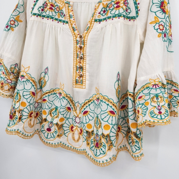 Akemi + Kin Bisbee Embroidered Top Womens Size 8 White 3/4 Sleeve Blouse - Picture 3 of 9